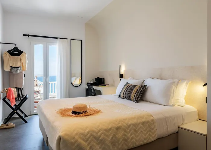 Yalos Sunset View Private